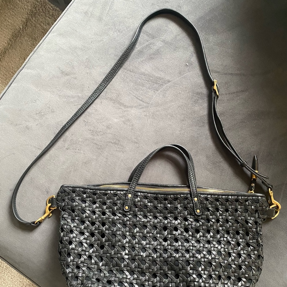 Kempton & Co Basket Weave Leather Crossbody - Picture 9 of 9